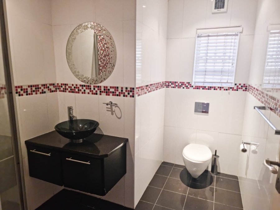 4 Bedroom Property for Sale in Turf Hall Estate Western Cape